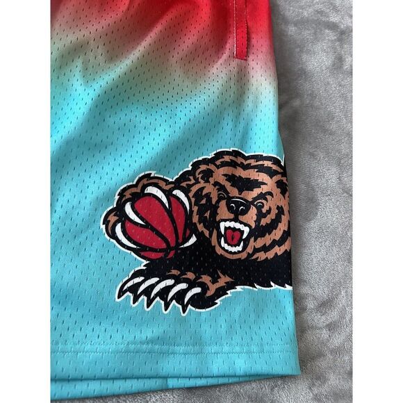 Mitchell & Ness Mens XXL Vancouver Grizzlies Memphis Fadeaway Swingman Shorts - Picture 2 of 9